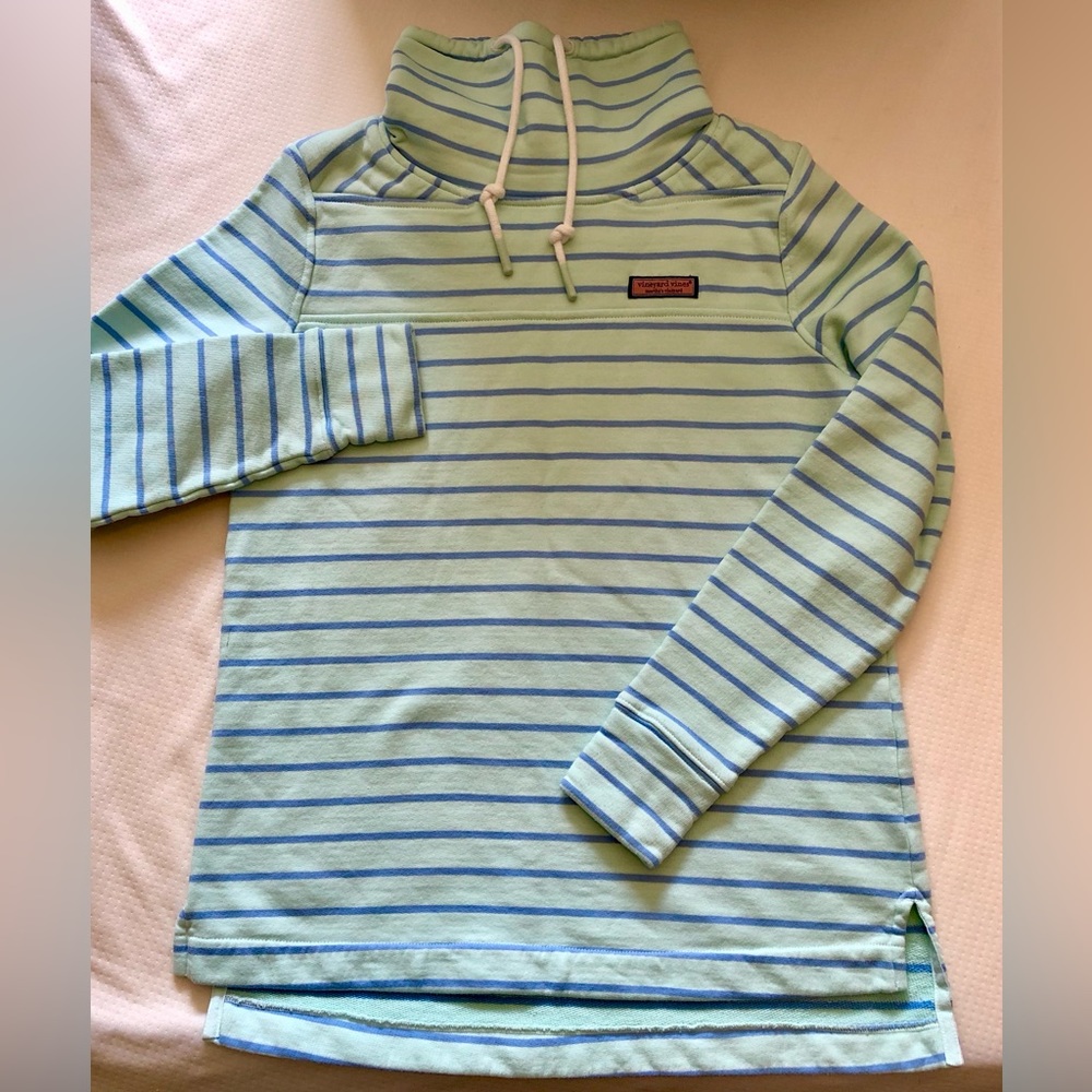 Vineyard Vines women’s striped long sleeve top size XXS